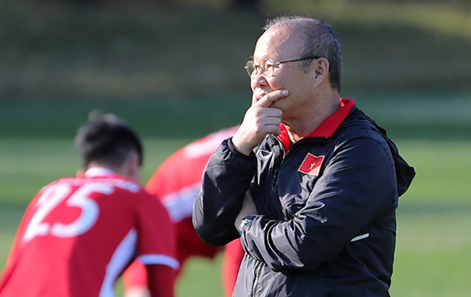 HLV Park Hang-seo luôn mở rộng cánh cửa ĐTQG cho những cầu thủ tài năng.