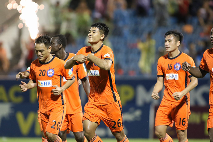 Hà Đức Chinh liệu có được HLV Lê Huỳnh Đức trao suất đá chính?