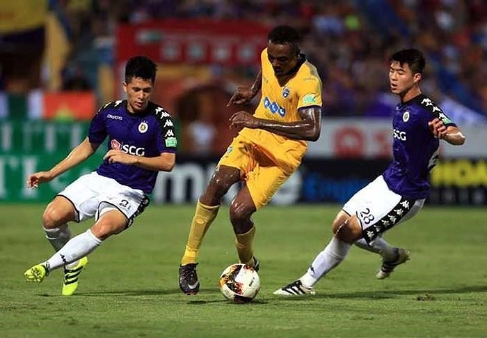 Không có Đình Trọng, Duy Mạnh ở trận đấu tại vòng 11, hàng thủ CLB Hà Nội có đứng vững trước DNH Nam Định?