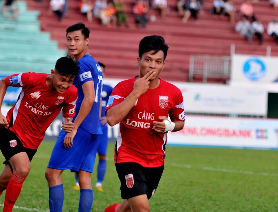 Tấn Tài đã có 5 bàn thắng cho CLB Long An tại Hạng Nhất 2019. Ảnh: Trần Anh Tuấn.