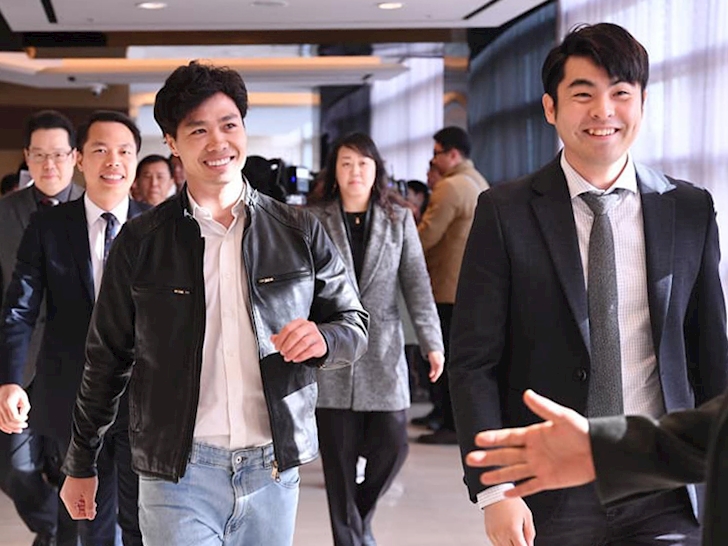 Ảnh bài viết Đã rõ người đứng phía sau đưa Công Phượng sang Bỉ