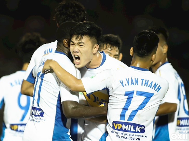 Ảnh bài viết Vòng 14 V-League 2019: Chờ Xuân Trường tái xuất, đại chiến "đỏ"