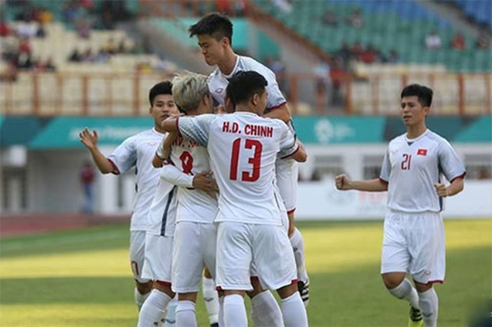 ĐT Việt Nam sẽ đối đầu với "3 anh em hàng xóm" Thái Lan, Malaysia, Indonesia ở vòng loại World Cup 2022.