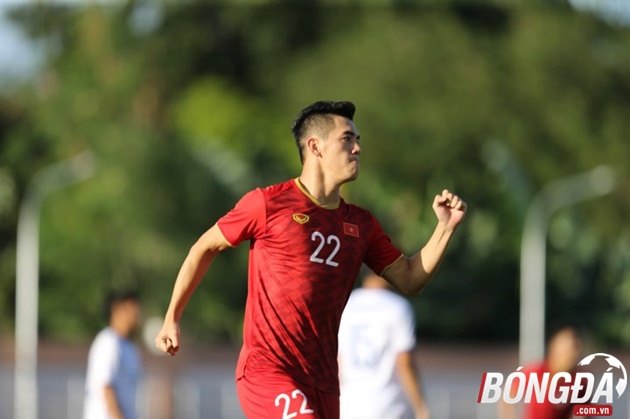 Tiến Linh nâng tỷ số lên 4-0 cho U22 Việt Nam. Ảnh: Hiển Vinh.