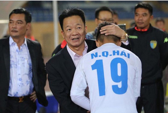 Ảnh bài viết Bầu Hiển tiết lộ: Quang Hải từng từ chối 4 CLB của Tây Ban Nha và Nhật Bản