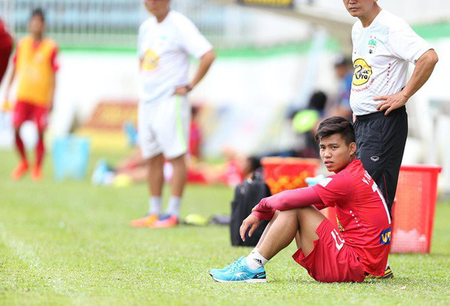 Vũ Văn Thanh cũng là một trong những thành viên của U23 Việt Nam năm 2018 dính phải "cái dớp" đen đủi với chấn thương dây chằng. Sau khi bình phục chấn thương, phong độ ít nhiều bị ảnh hưởng và anh đã để mất suất đá chính ở ĐTQG vào tay người đàn anh Trọng Hoàng.