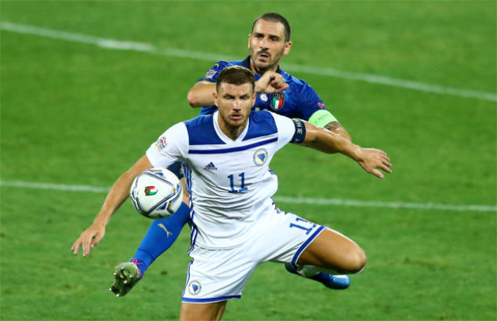 Ở cuộc đối đầu này, đội trưởng của 2 đội là Bonucci và Dzeko thường xuyên chạm mặt nhau.