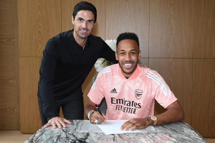 Ảnh bài viết Arteta nói một lời, Aubameyang liền đặt bút ký hợp đồng với Arsenal