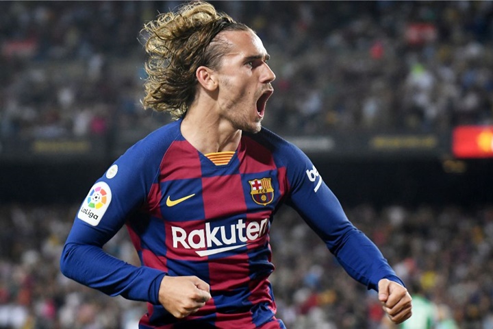 Về thứ 3 trong danh sách này là tân binh Barcelona, Antoine Griezmann với mức phí chuyển nhượng là 120 triệu euro.