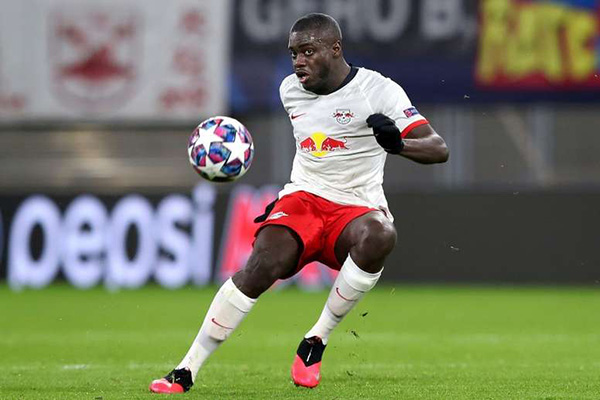 Upamecano sẽ là một sự bổ sung đáng giá cho hàng thủ Man Utd.