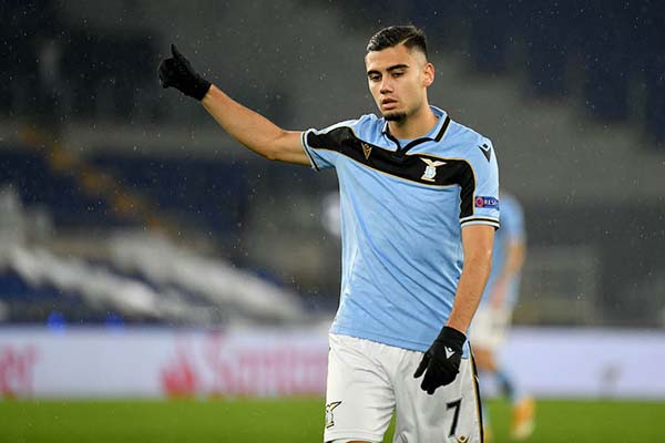 Andreas Pereira được Man Utd cho Lazio mượn từ đầu mùa giải 2020/21. Tính đến thời điểm hiện tại anh chỉ mới đóng góp 1 bàn thắng, 1 kiến tạo sau 13 lần ra sân tại Serie A.