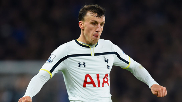 Chiriches gắn bó 2 năm với Tottenham.