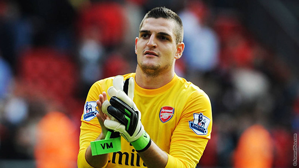 Mannone rất hiếm có cơ hội thi đấu cho Arsenal.