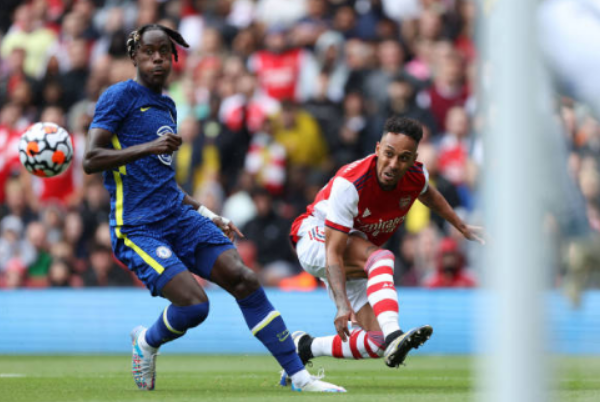 Aubameyang sẽ là thuốc thử cho tài nghệ của Chalobah.