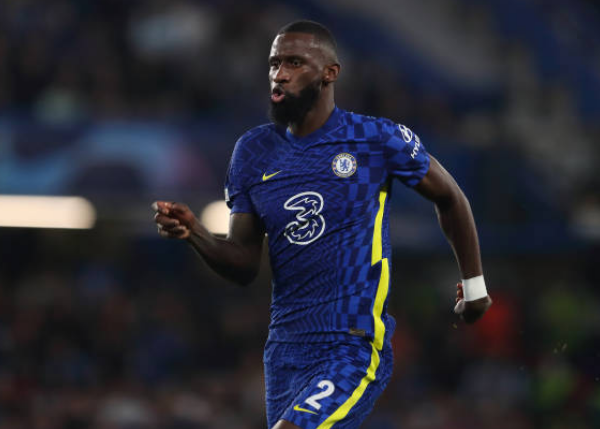 Trung vệ Antonio Rudiger. Anh là một trong những cái tên có sự tiến bộ vượt bậc kể từ khi HLV Thomas Tuchel về dẫn dắt Chelsea. Rudiger là hòn đá tảng rất khó vượt qua.