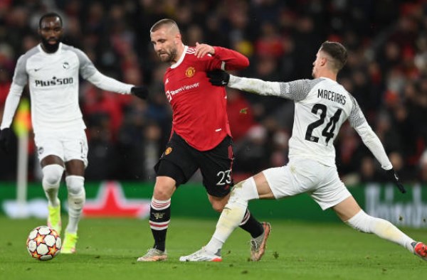 Luke Shaw - 6.5 điểm. Trở lại đội hình Man Utd sau quãng thời gian nghỉ dưỡng thương, chưa thể đòi hỏi quá nhiều ở Shaw. Anh để lại điểm nhấn với pha kiến tạo để Mason Greenwood ghi bàn thắng duy nhất cho Man Utd trong trận đấu này.