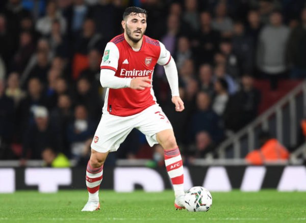 Kolasinac không thể cạnh tranh suất đá chính ở Arsenal.