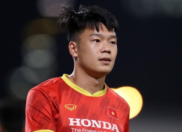 Thành Chung là trung vệ quan trọng của ĐT Việt Nam.