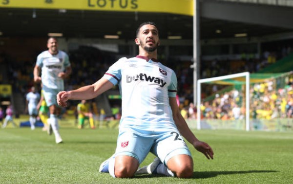 Tiền vệ trái Said Benrahma (West Ham). Cầu thủ người Algeria lập cú đúp trong chiến thắng 4 sao của The Hammers trước đội bét bảng Norwich.