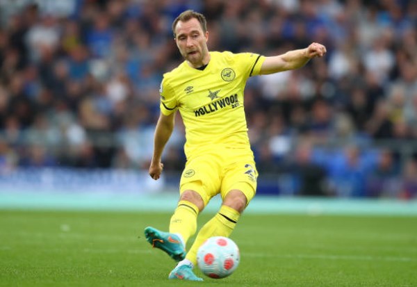 Tiền vệ Christian Eriksen (Brentford - 7.37 điểm). Xua tan mọi hoài nghi, cầu thủ người Đan Mạch tìm lại cảm giác bóng và cho thấy phong độ ổn định trong hàng ngũ Bầy Ong.