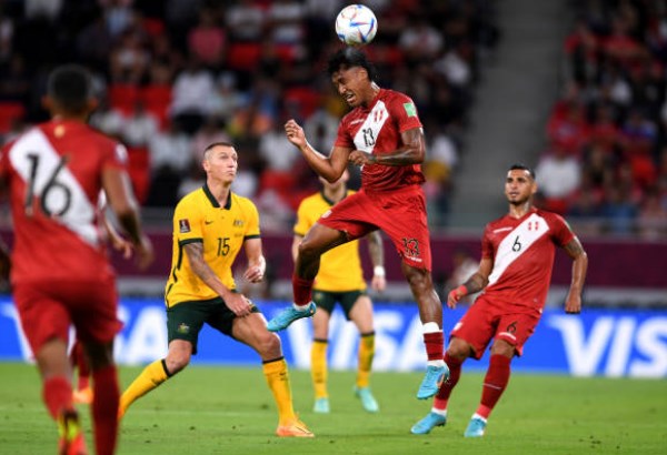 Sau khi vượt qua UAE ở trận play-off châu lục, Australia đụng độ đội xếp thứ 5 tại vòng loại World Cup khu vực châu Mỹ ở trận play-off liên lục địa.