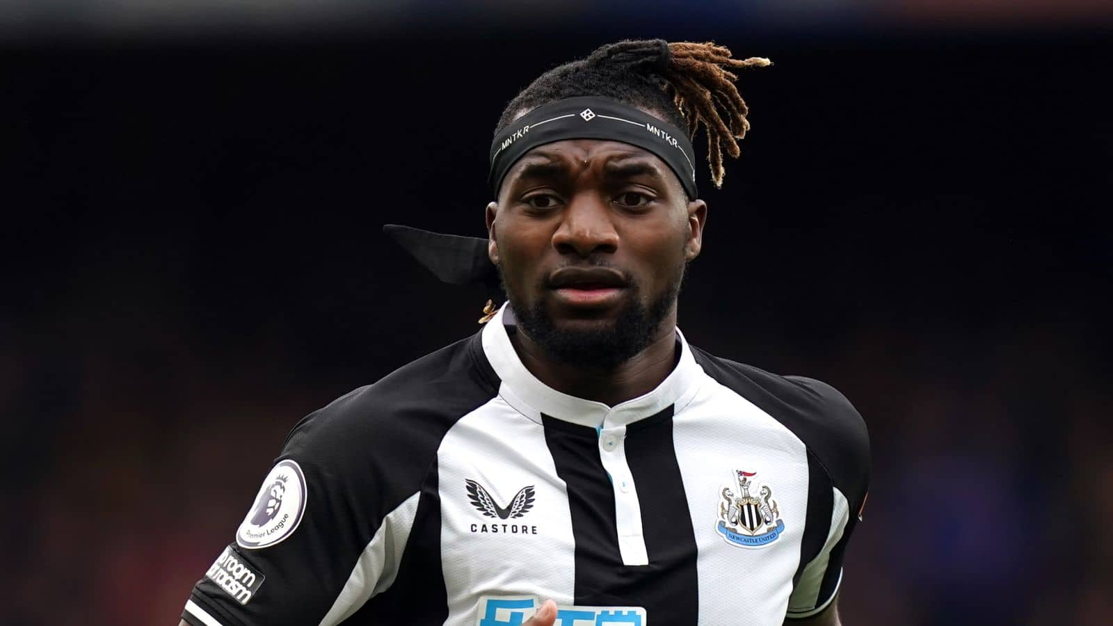 Newcastle đòi hỏi đến 40 triệu bảng mới chấp nhận bán Saint-Maximin.
