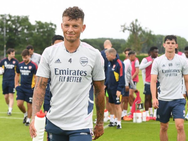 Theo lịch trình Arsenal sẽ đối đầu với Numberg vào ngày 08/07 tới đây. Sau đó họ sẽ gặp Orlando City (ngày 21/07), Chelsea (23/07) và Sevilla (30/07) trước khi bước vào chiến dịch Ngoại hạng Anh.
