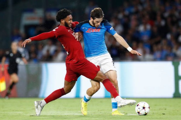 Gomez có ngày thi đấu đáng quên.