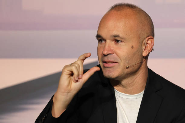 Ảnh bài viết Iniesta tán dương cầu thủ "phi thường" của Barca
