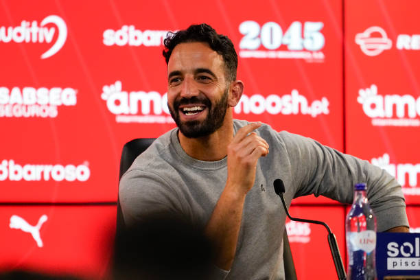 Ảnh bài viết Gary Pallister xác định dấu hỏi lớn xoay quanh Amorim