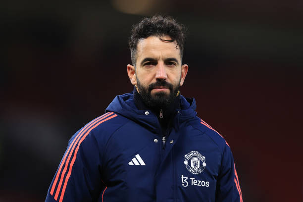 Ảnh bài viết Alan Shearer: MU phải cho phép Amorim thanh trừng hàng loạt