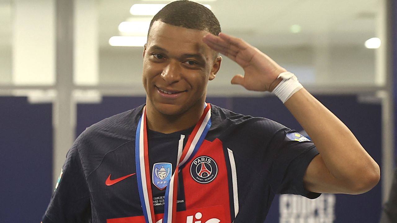 Ảnh bài viết Xác nhận! Real chốt 2 bản hợp đồng sau Mbappe 