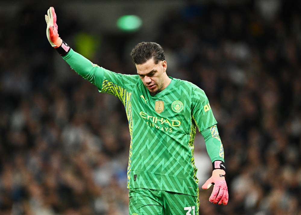 Ảnh bài viết NÓNG! Ederson đạt thỏa thuận rời đi, Man City chốt giá khủng