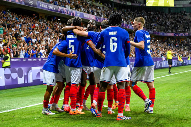 Ảnh bài viết Pháp giành 3 điểm nhờ bom tấn Bayern; Nhật Bản thắng nhọc nhằn