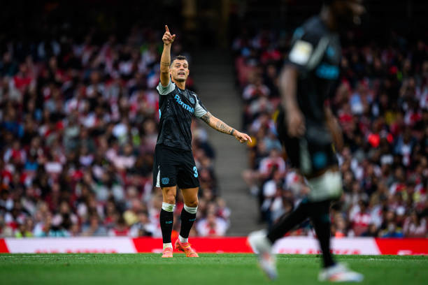 Ảnh bài viết Cận cảnh tình huống Xhaka "tri ân" Arsenal, khiến Leverkusen thảm bại