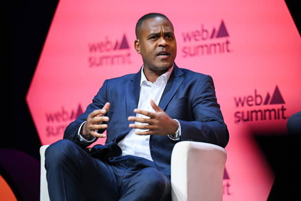 Ảnh bài viết Báo chí thế giới phản ứng về vụ Indonesia bổ nhiệm Kluivert: AS quan ngại; The Sun bị sốc