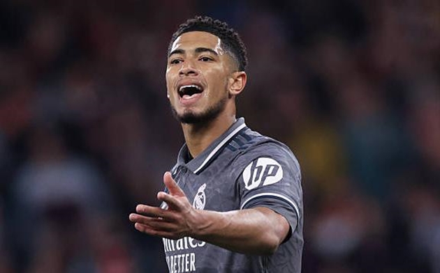 Ảnh bài viết Bị Arsenal hủy diệt, Bellingham tiết lộ phản ứng bất ngờ của các cầu thủ Real