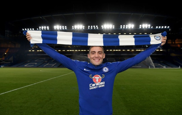 Mateo Kovacic chính thức gia nhập Chelsea.