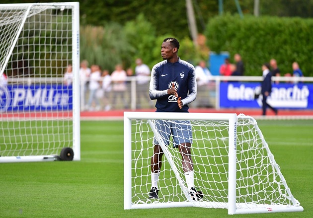 Paul Pogba rất thoải mái khi trở lại màu áo ĐT Pháp.