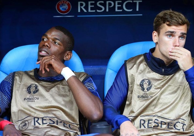 Antoine Griezmann và Paul Pogba là những người bạn rất thân tại ĐT Pháp.