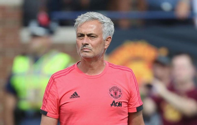 Claude Makelele cho rằng Jose Mourinho đang phải chịu đựng với thế hệ cầu thủ hiện tại.