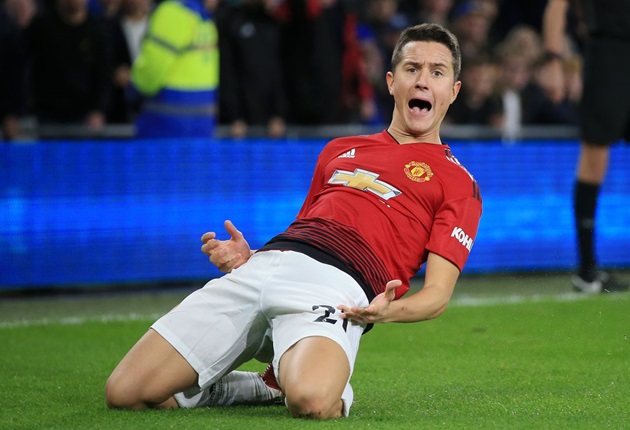 Ander Herrera sẽ phải rời M.U.