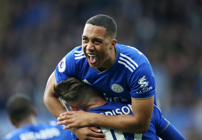 Dù đang chơi thăng hoa để giúp Leicester góp mặt trong nhóm dự Cúp Châu Âu, thế nhưng Youri Tielemans vẫn chưa được công nhận như một tiền vệ trung tâm hàng đầu ở Premier League.