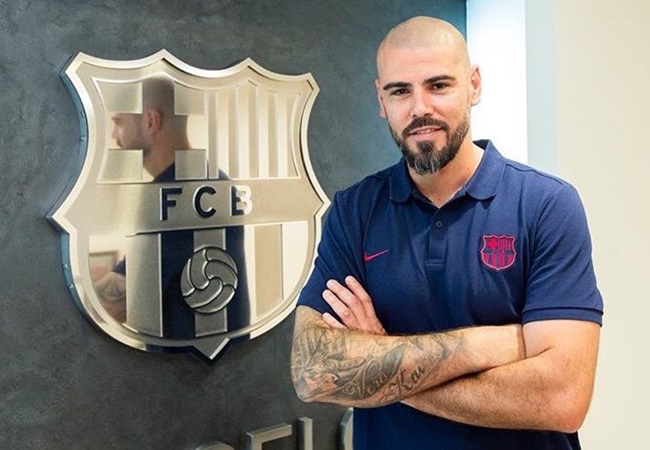 Valdes trở lại đội bóng cũ trong vai trò hoàn toàn mới.