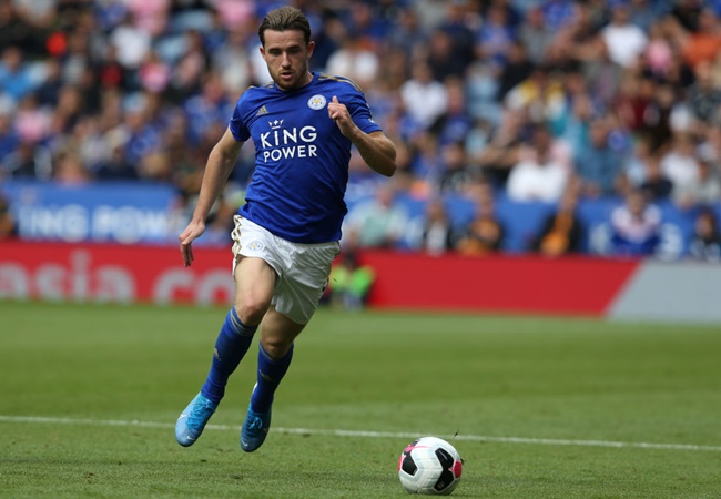 Với việc Luke Shaw đã không còn duy trì phong độ và Ashley Young có dấu hiệu tuổi tác, Ben Chilwell là mục tiêu hàng đầu của Quỷ đỏ. Ngôi sao của Leicester City được giới chuyên môn nhận định là "Leighton Baines 2.0" của bóng đá Anh.