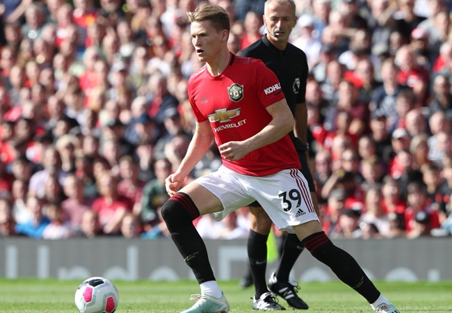 Scott McTominay đang là "hiện tượng" của đội chủ sân Old Trafford ở mùa giải này. Tiền vệ sinh năm 1996 được rất nhiều chuyên gia đánh giá là cái tên chơi hay nhất của M.U, trong đó có Michael Owen và Darren Fletcher.