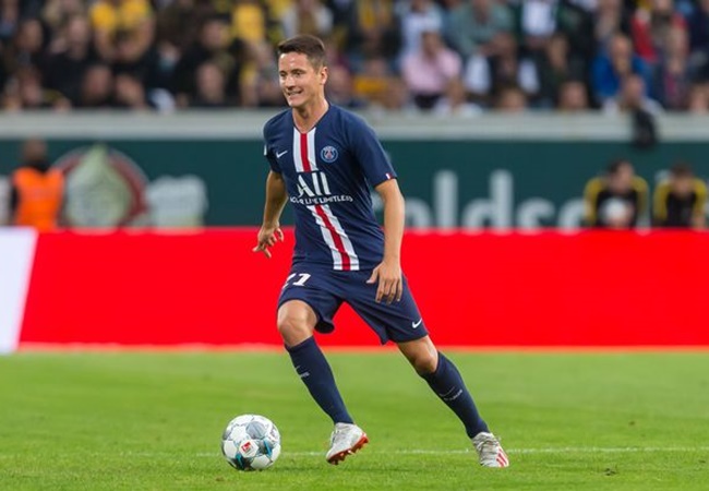 Herrera khó lòng cạnh tranh với những Verratti, Marquinhos hay Idrissa Gueye.