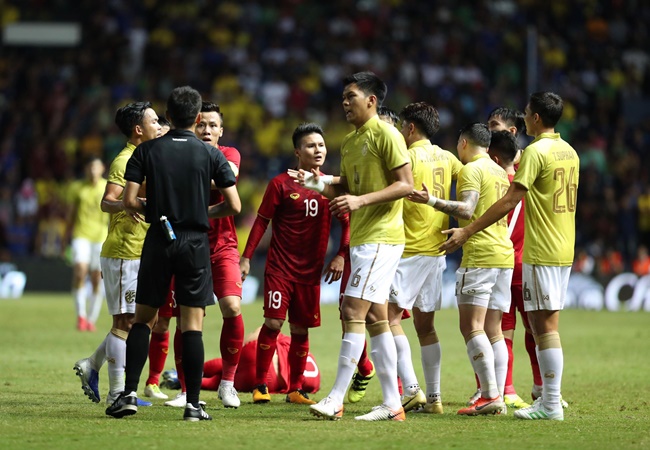 "Sòng phẳng" là những gì Việt Nam làm được mỗi khi đấu Thái Lan vào lúc này.