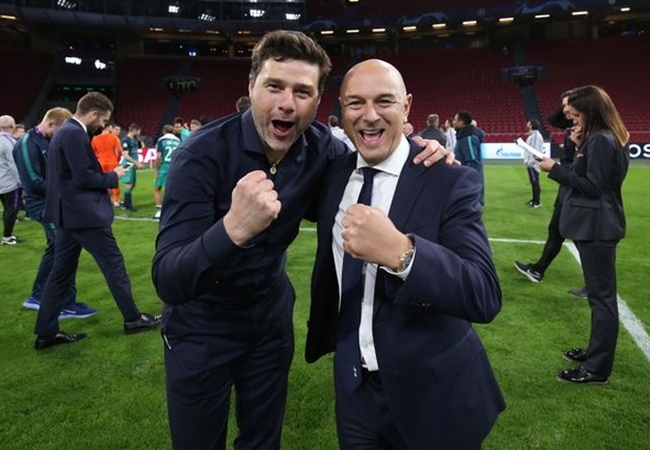 Mùa giải 2018/19 chứng kiến một Tottenham Hotspur thăng hoa khi vào tới trận chung kết Champions League trước khi để thua Liverpool. Thấy được tiềm năng lớn lao của CLB, chủ tịch Daniel Levy quyết định vung tiền để Mauricio Pochettino mang về các tân binh sáng giá. Những ngôi sao đáng chú ý có thể kể đến Giovani Lo Celso hay đặc biệt là Tanguy Ndombele.