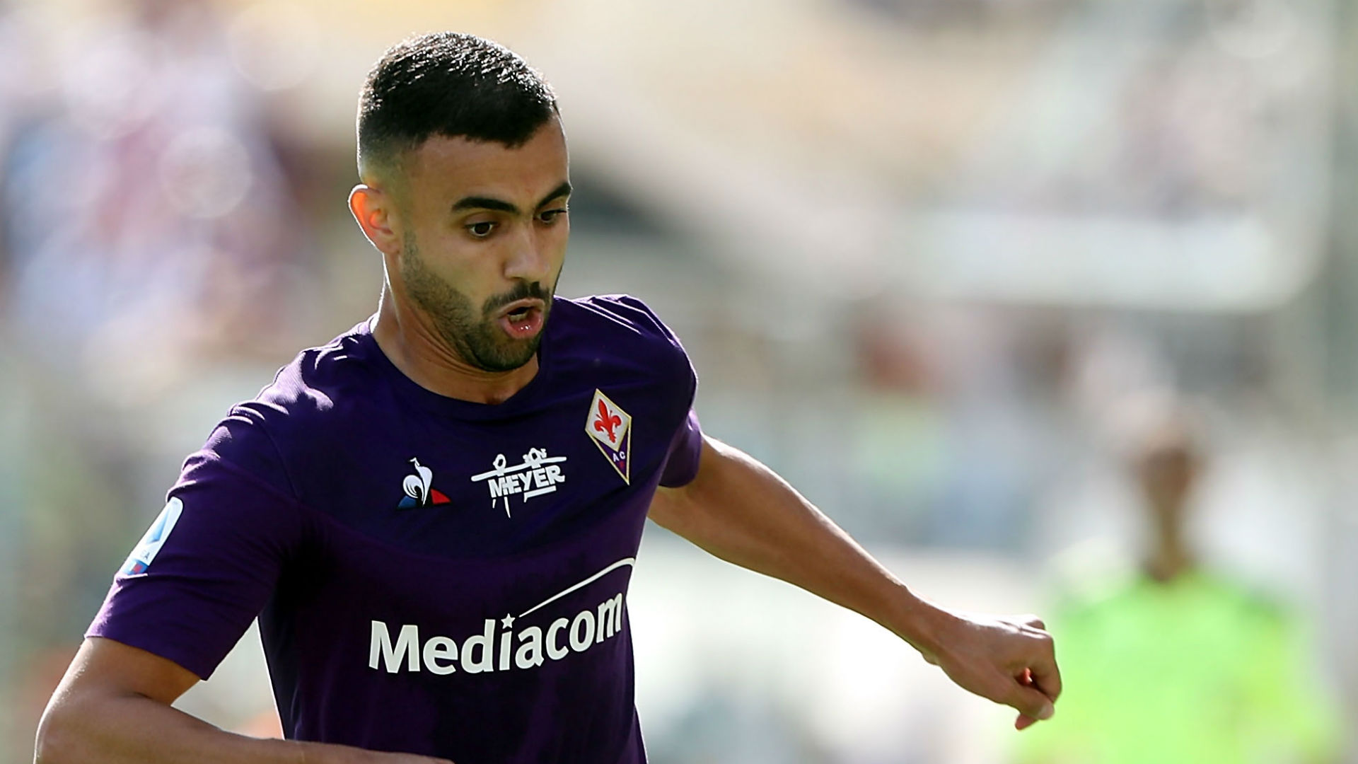 Không được trọng dụng tại Leicester City, Rachid Ghezzal được đẩy sang Fiorentina theo dạng cho mượn. Tuy nhiên, anh cũng thi đấu 9 trận kể từ đầu mùa và có 1 pha kiến tạo.